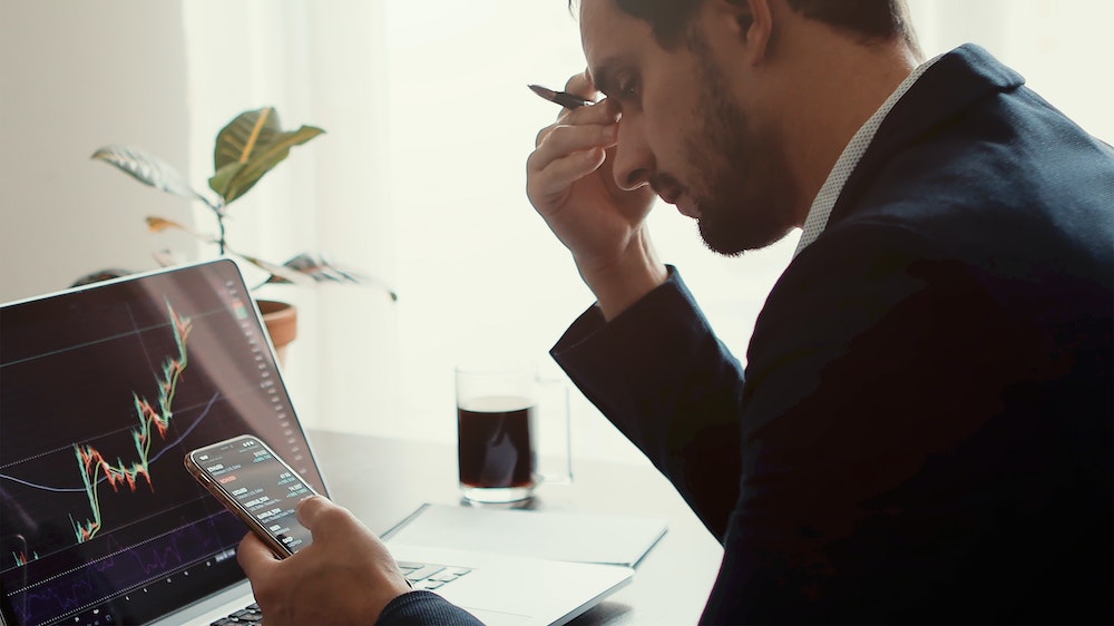 La réglementation sur le trading des instruments financiers dérivés de produits liés à la finance participative