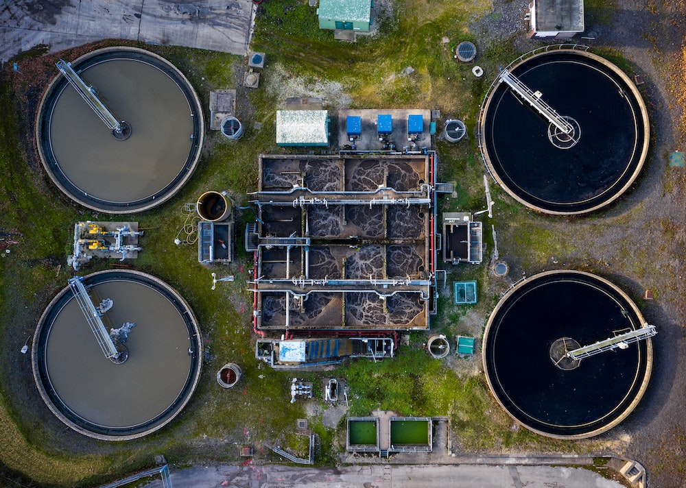 La loi sur l'assainissement des eaux usées domestiques : une protection environnementale et sanitaire